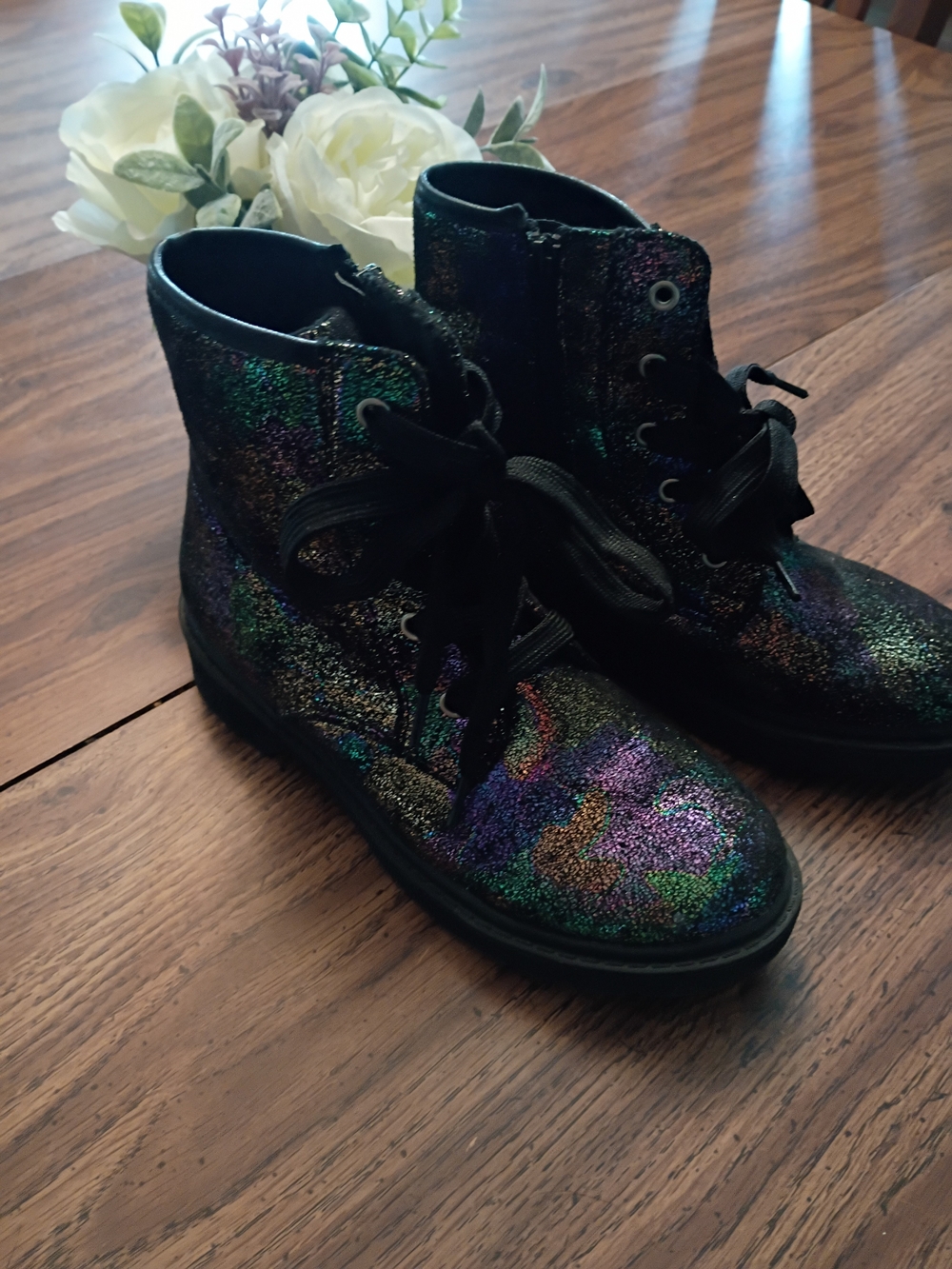 Sprox Size 2 Youth Iridescent Combat Boots